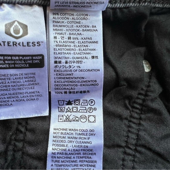 Levi's Silvertab High Waisted Mom Jean Black Jeans Womens Size 30x27 Baggy Dark - Picture 10 of 11